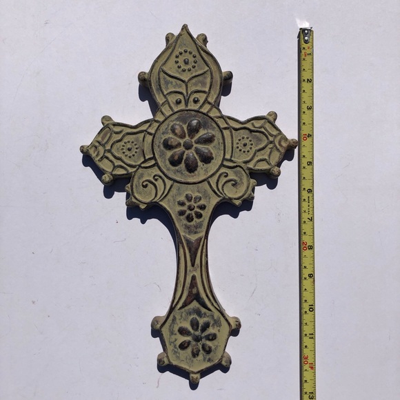 Large Ceramic Wall-Hanging Cross - Picture 3 of 6
